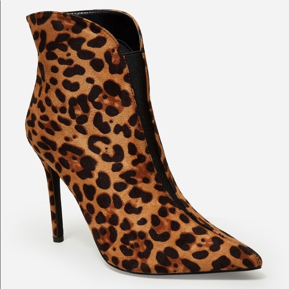 Yoki Shoes - Leopard faux suede Ophelia bootie sz 7.5